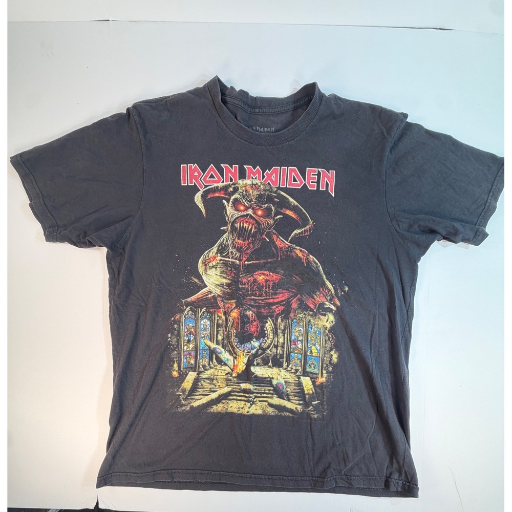 Iron Maiden Legacy of the Beast World Tour 2019 Graphic T-Shirt XL Black